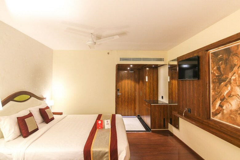 Oyo 9210 Hotel Blak & Wite