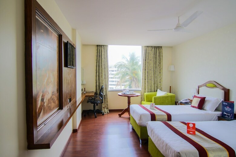 Oyo 9210 Hotel Blak & Wite