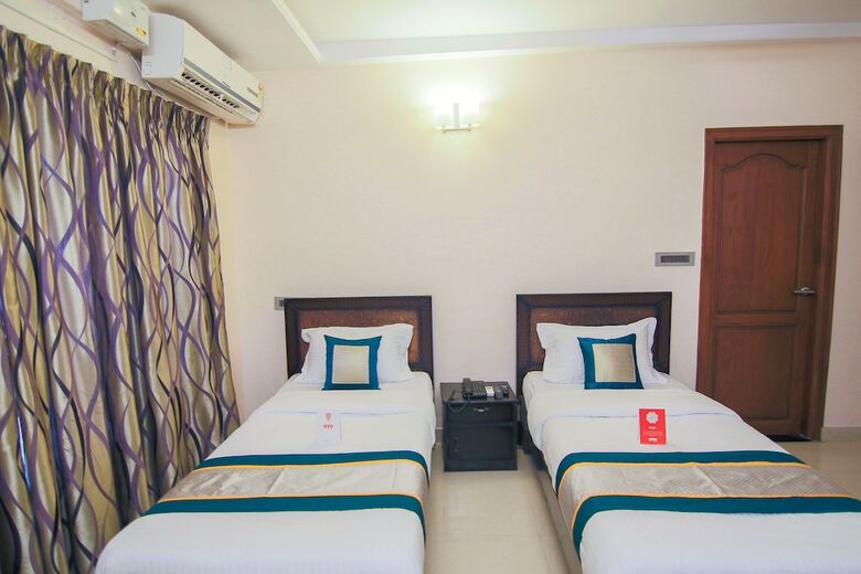Hotel Oyo 10058 Cpr Residency