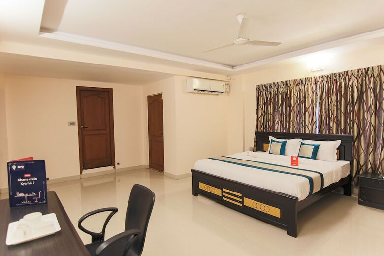 Hotel Oyo 10058 Cpr Residency