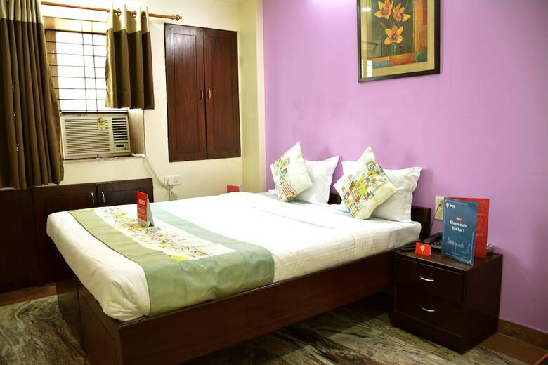 Oyo 8244 Hotel Alpine Inn