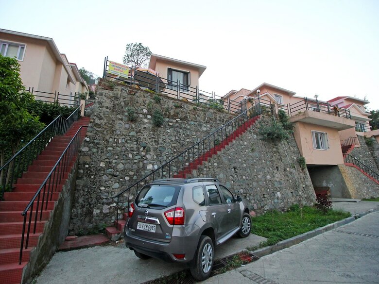 Apartamentos Oyo 9399 Home Valley View 2bhk Villa Sattal