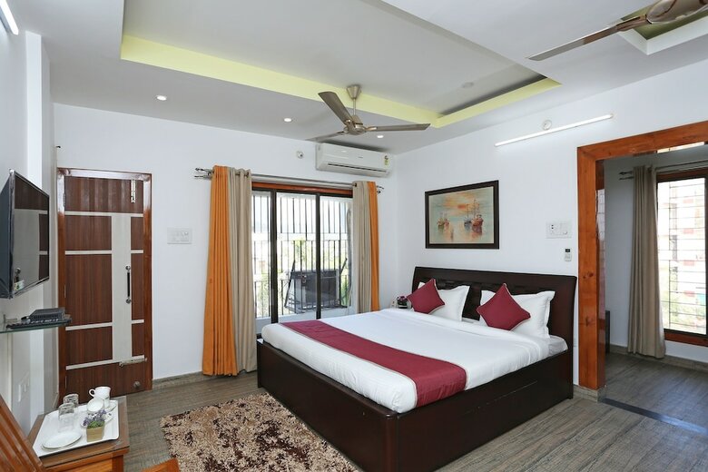 Hotel Oyo 11487 Umal Homestay