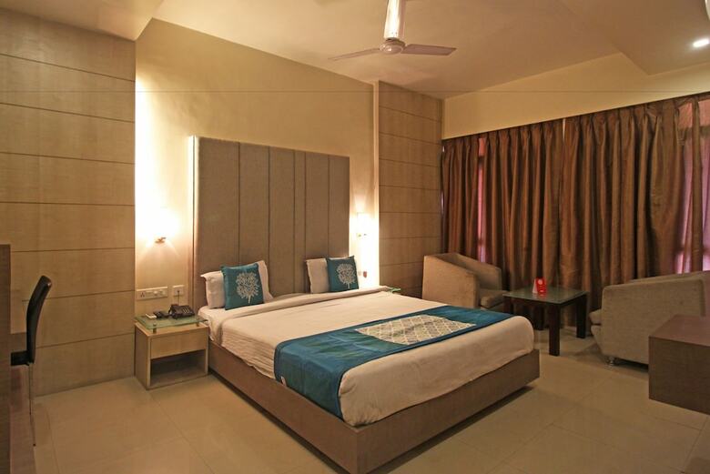 Oyo 5047 Hotel President