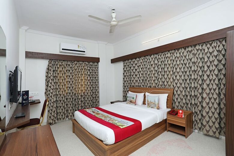 Oyo 10671 Hotel Sai Prem