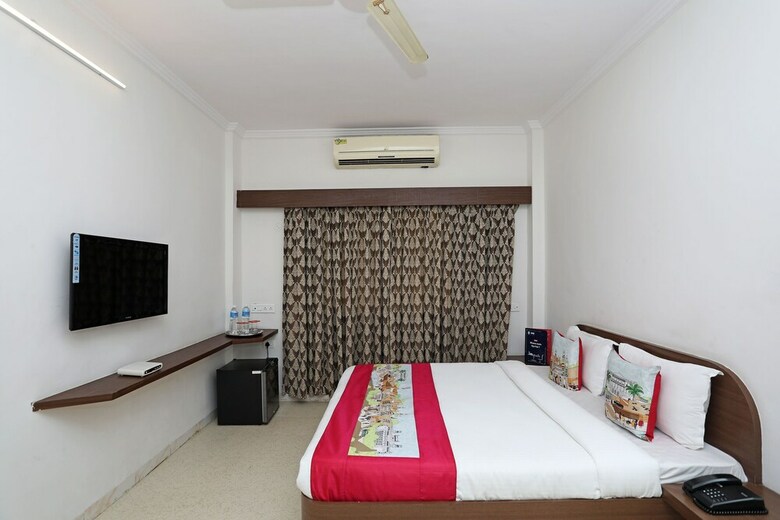 Oyo 10671 Hotel Sai Prem