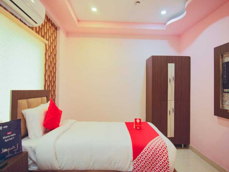 Hotel Oyo 11626 B Square