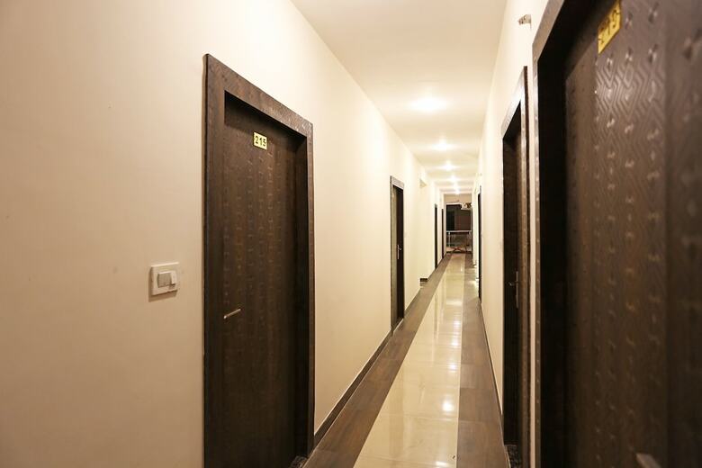 Oyo 9476 Hotel Mittal