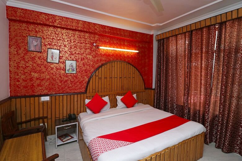 Oyo 4751 Hotel Akashdeep