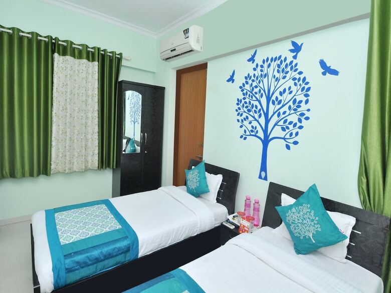Hotel Oyo 3684 Apartment Pentagon Group