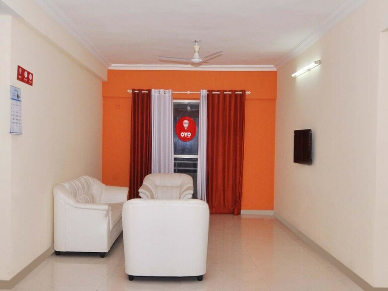 Hotel Oyo 3684 Apartment Pentagon Group