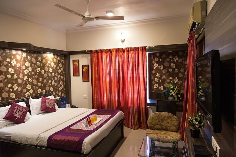 Hotel Oyo 7275 Excellent Homes