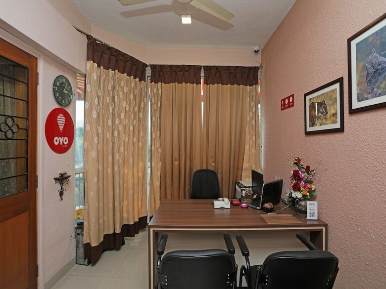 Hotel Oyo 7275 Excellent Homes