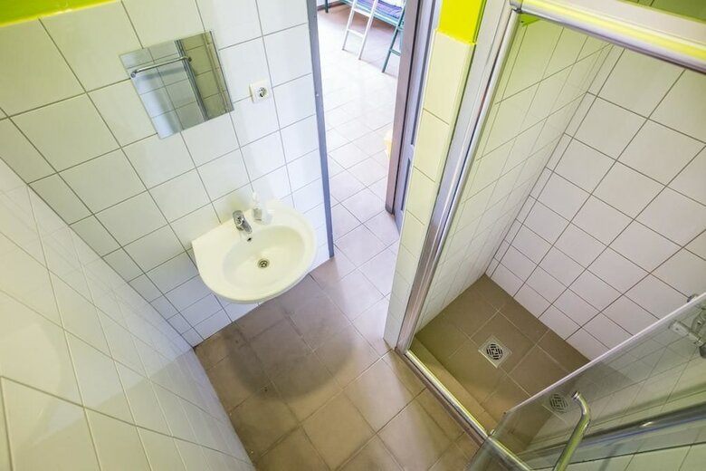 Hostal Island Hostel - Adults Only