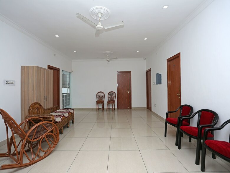 Oyo 11069 Hotel Star Inn