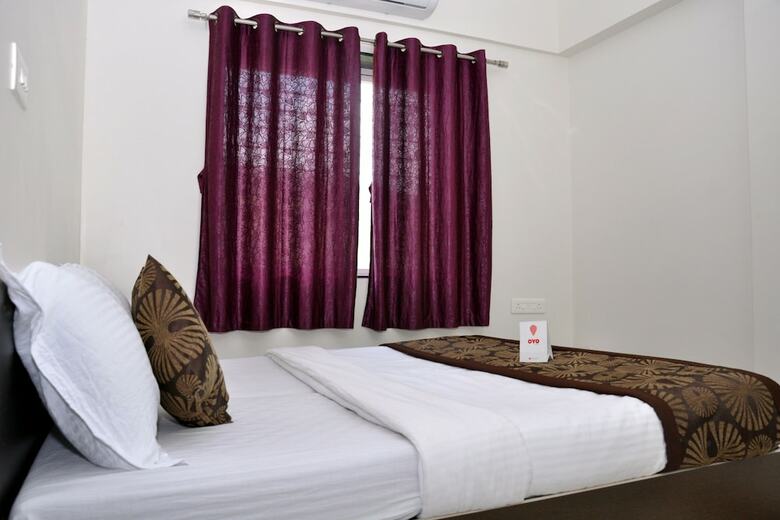 Oyo 9533 Hotel Milind Villa