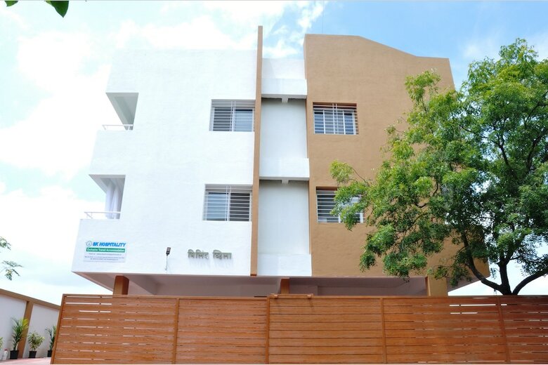 Oyo 9533 Hotel Milind Villa