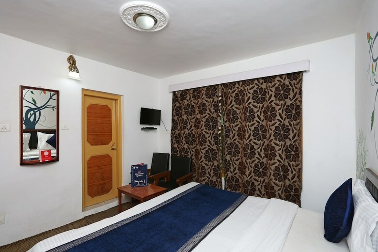 Oyo 9083 Hotel New Tourist Palace