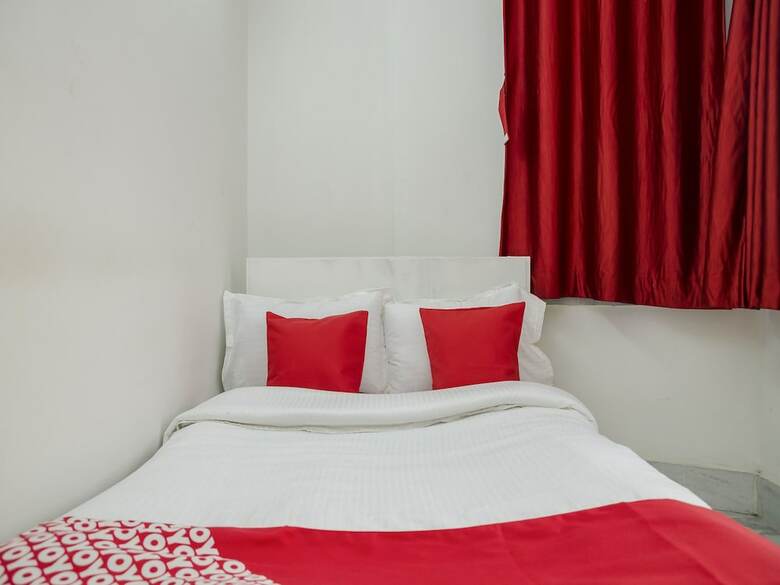 Hotel Oyo 11054 Amar Raj Guest House