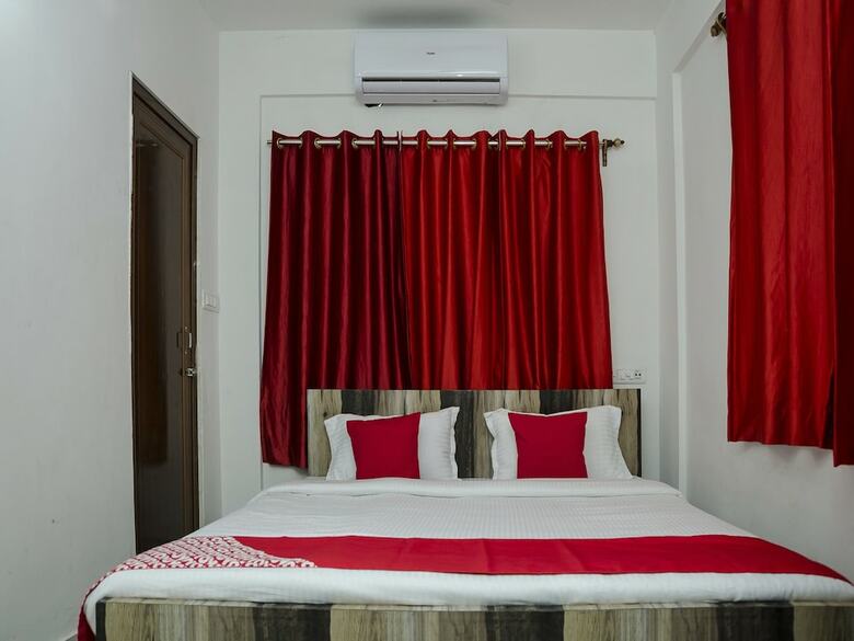 Hotel Oyo 11054 Amar Raj Guest House