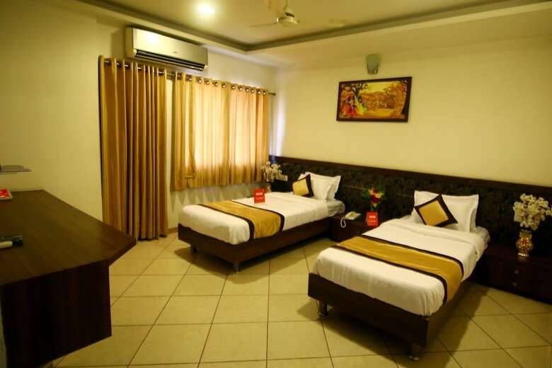 Oyo 10943 Hotel Plus Corporate