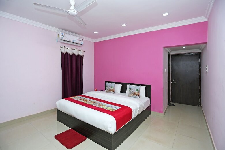 Hotel Oyo 8740 Nayapalli