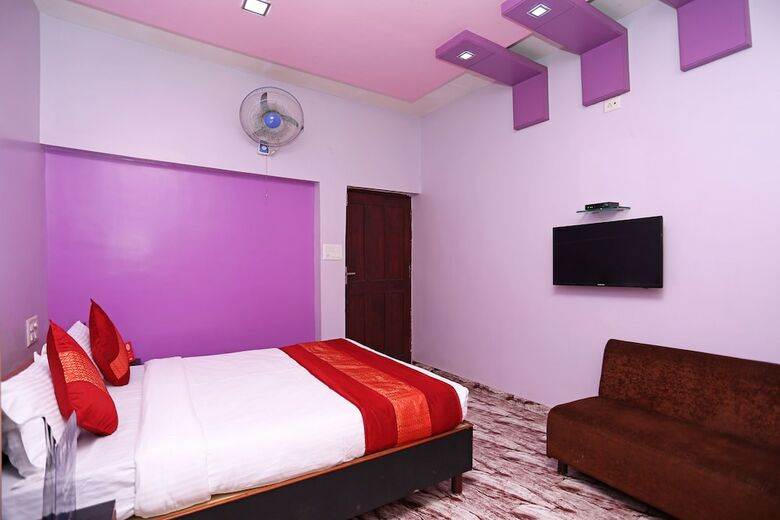 Oyo 11555 Hotel Punjab