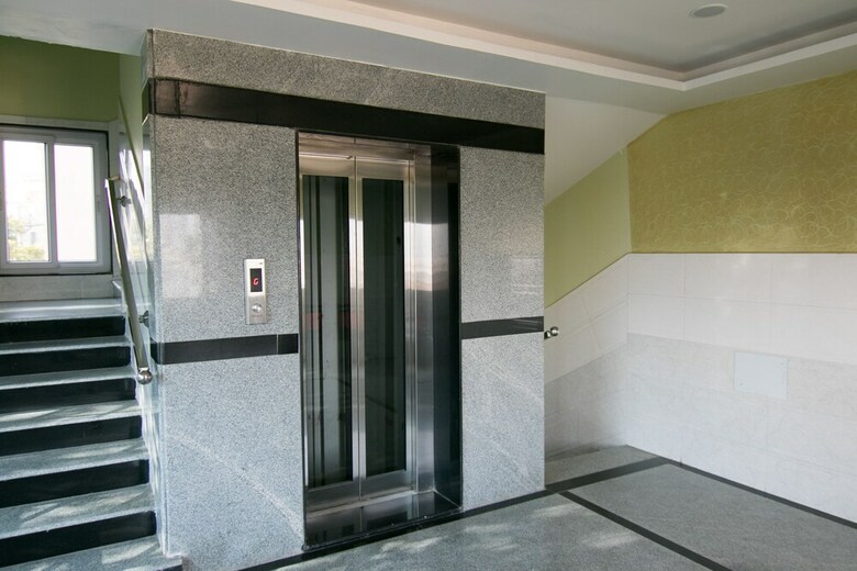 Hotel Oyo 10811 Sri Sairam Residency