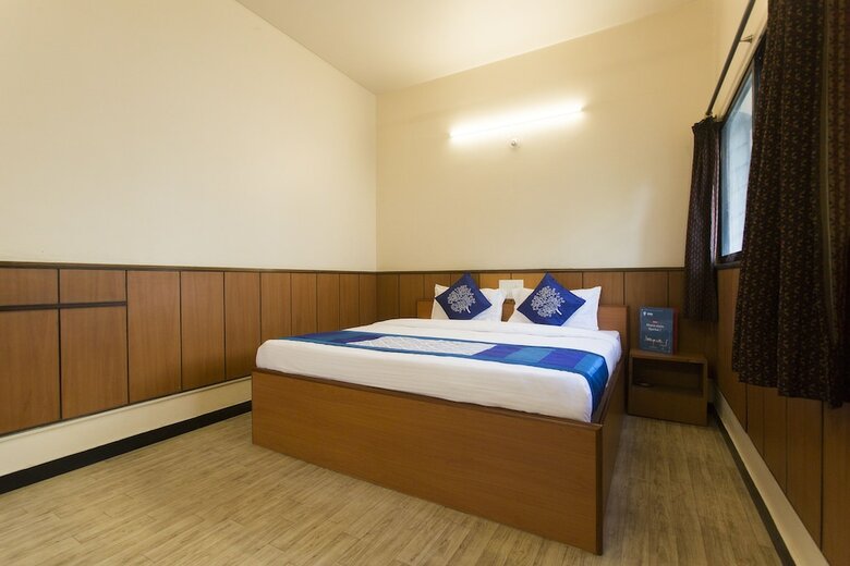 Oyo 9831 Hotel Pathik