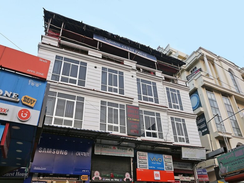 Hotel Oyo 10883 Pema Thang Residency