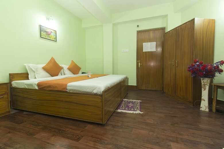 Hotel Oyo 10883 Pema Thang Residency
