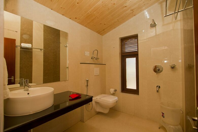 Oyo 2943 Hotel Eco Groves