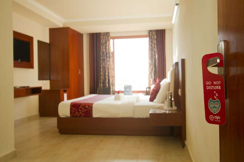 Oyo 2943 Hotel Eco Groves