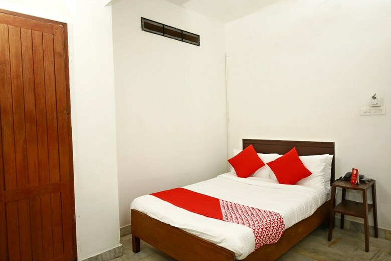 Oyo 10259 Hotel Safa Inn