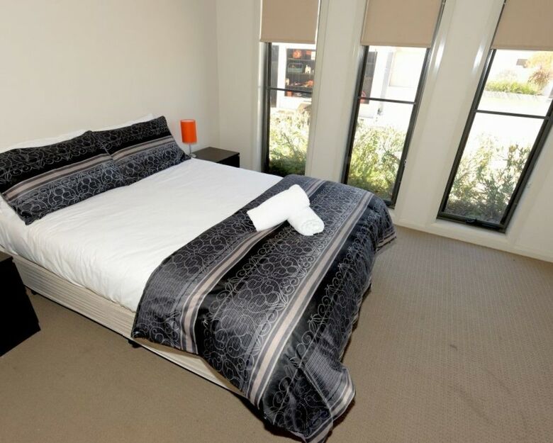 Yarrawonga Waterfront Apartments