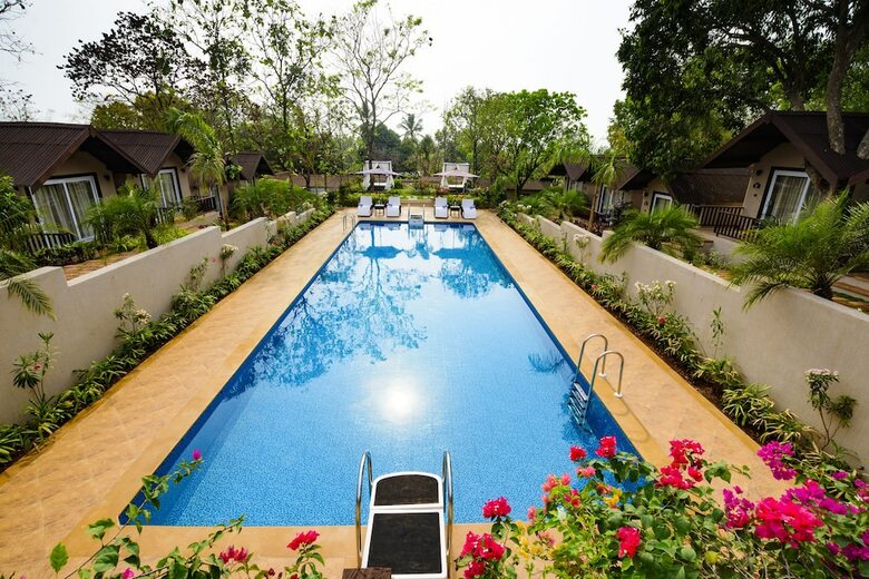 Hotel Stone Wood Resort & Spa