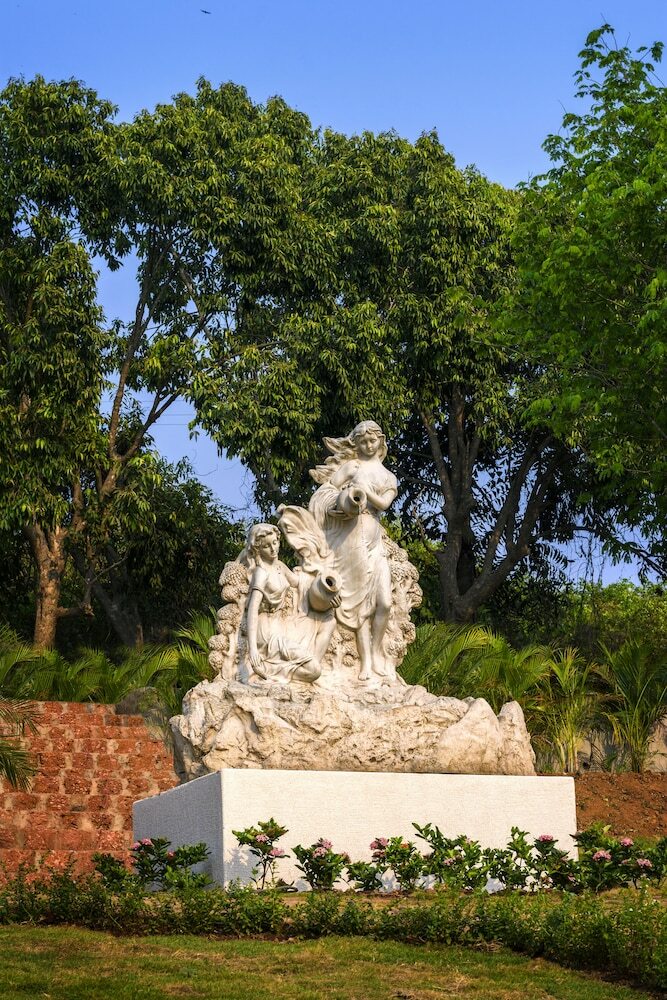 Hotel Stone Wood Resort & Spa