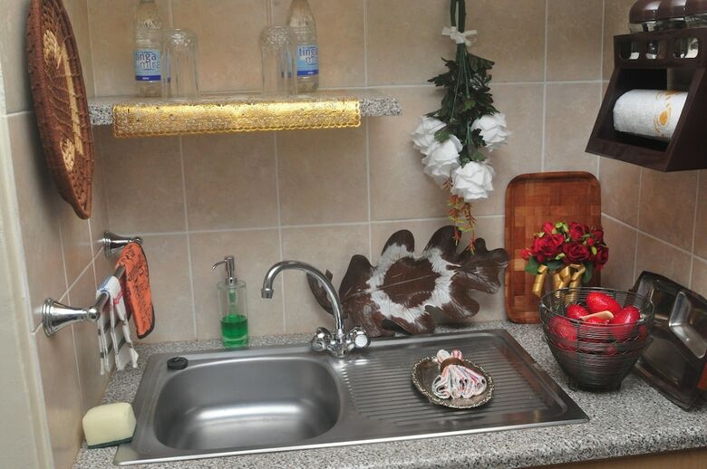 Hotel Mpofu Guest House
