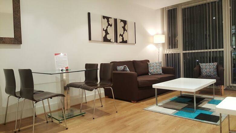 Apartamentos Still Life Tower Hill Deluxe