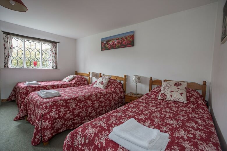 Strawberry Cottage B&B