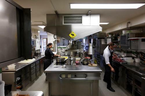Hostal Gasthaus Am �denturm