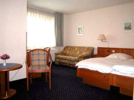 Hostal Land-gut-hotel Rasthaus Schackendorf