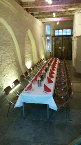 Hostal Hotel Zur Linde