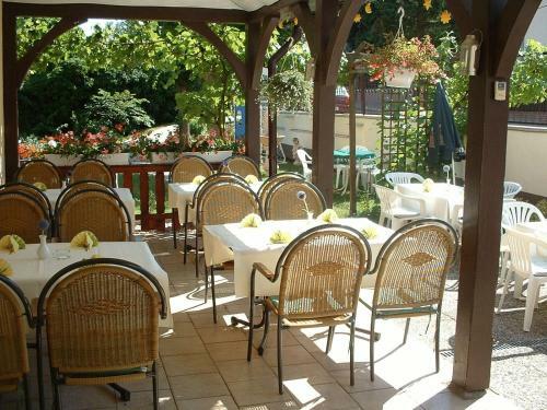 Hostal Gastst�tte & Pension Zur Heimat