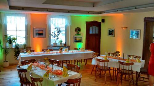 Hostal Gastst�tte & Pension Zur Heimat