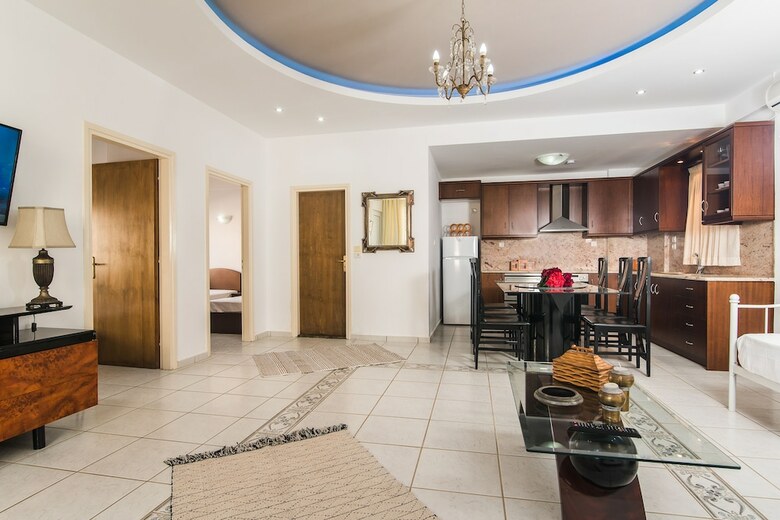 Apartamentos Yiannis Manos