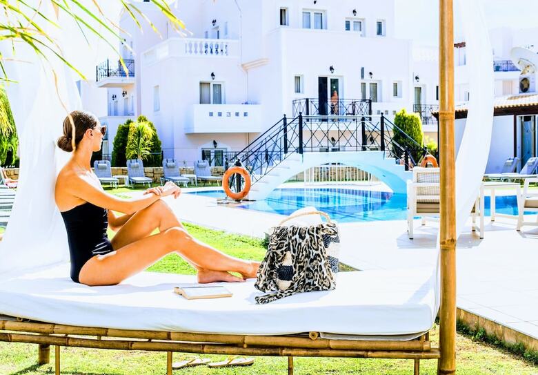 Apartamentos Yiannis Manos