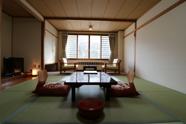 Hotel Shirakabaso Shiga Kogen
