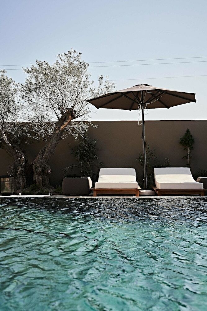 Istoria Hotel