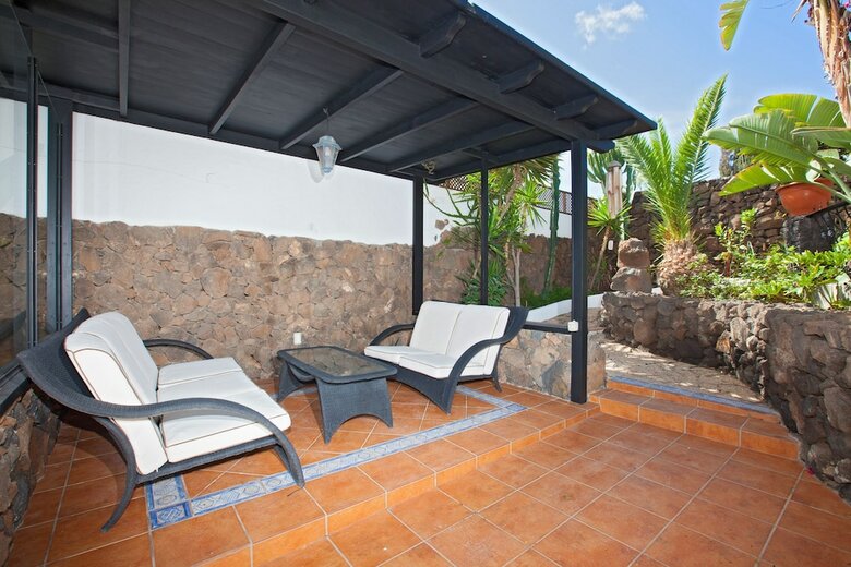 Villa Jessica Suites